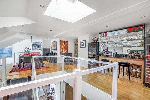 undefined, Parkgate Road, SW11