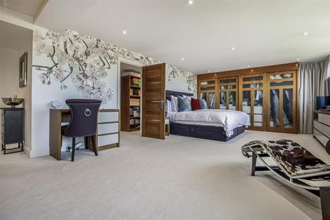 undefined, Parkgate Road, SW11