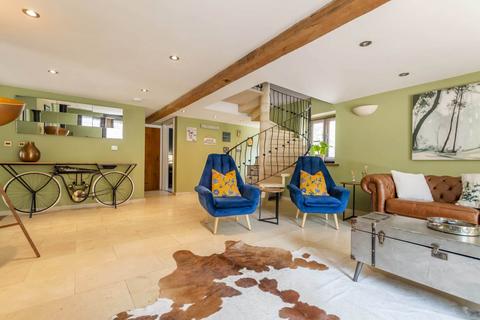 3 bedroom barn conversion for sale, The Common, Norwich NR14