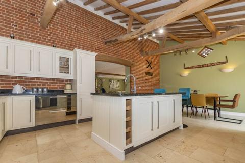 3 bedroom barn conversion for sale, The Common, Norwich NR14