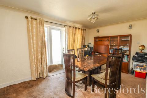 4 bedroom detached house for sale, Gernon Close, Broomfield, CM1