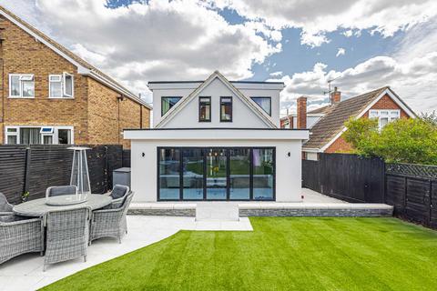 5 bedroom detached house for sale, Uplands Road, Benfleet, SS7