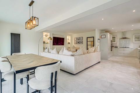 5 bedroom detached house for sale, Uplands Road, Benfleet, SS7