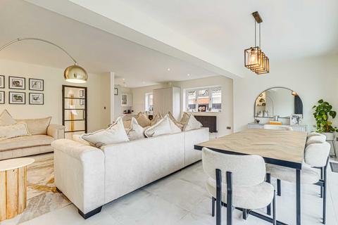5 bedroom detached house for sale, Uplands Road, Benfleet, SS7