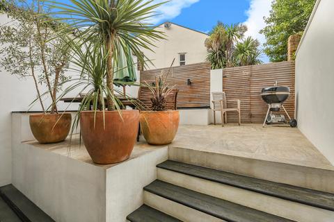 2 bedroom maisonette for sale, Mountgrove Road, Highbury, N5