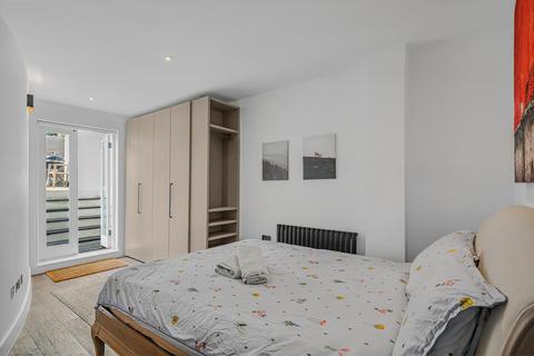2 bedroom maisonette for sale, Mountgrove Road, Highbury, N5