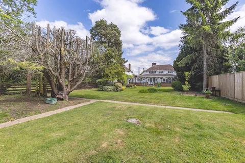 undefined, Old Slade Lane, Richings Park SL0