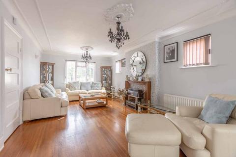 undefined, Old Slade Lane, Richings Park SL0