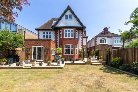 undefined, Tring Avenue, Ealing Common, London, W5