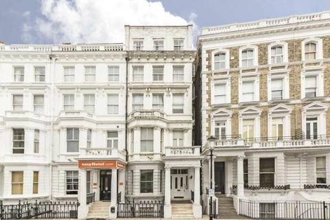 3 bedroom flat for sale, Lexham Gardens, London, W8