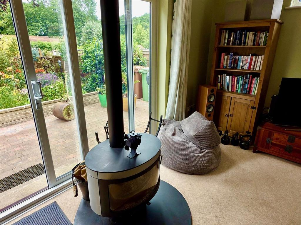 LOG BURNER.jpg