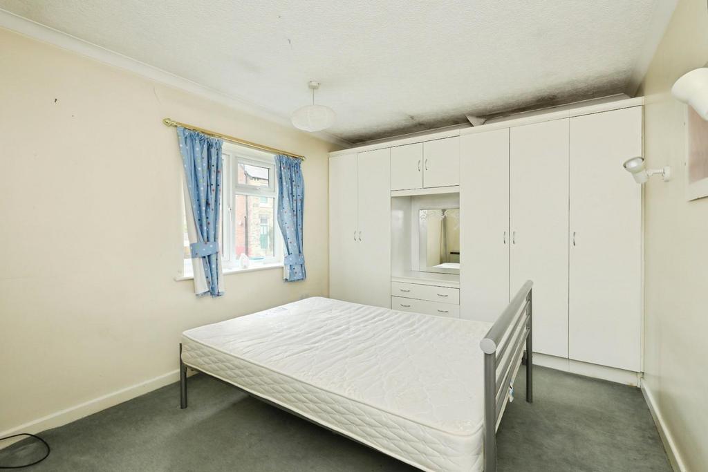 Bedroom no.1