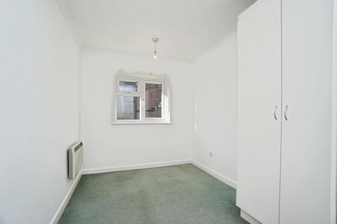 2 bedroom flat for sale, Sterndale Road Millhouses, Sheffield, S7 2LB
