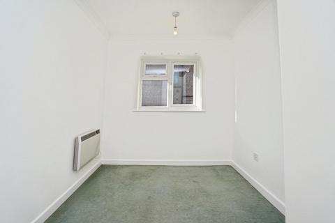 2 bedroom flat for sale, Sterndale Road Millhouses, Sheffield, S7 2LB