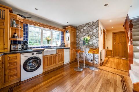 undefined, MacDonald Road, Surrey GU18