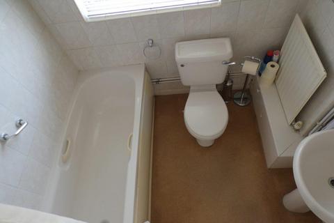 2 bedroom semi-detached house for sale, Horsefair Close, Market Harborough LE16