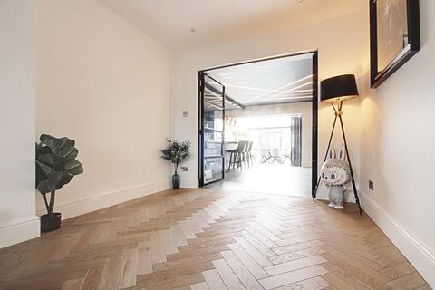 undefined, Monroe Crescent, Enfield, EN1