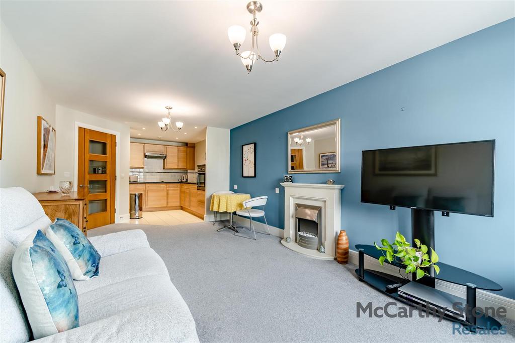 8653806-interior08.jpg