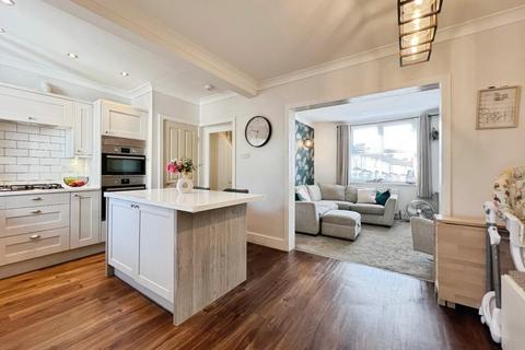 48 Mead Road, Folkestone, CT19 5QZ
