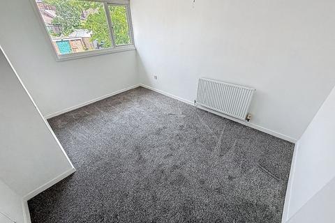 68 Ashwood, Stoke-on-trent, ST3 1DP