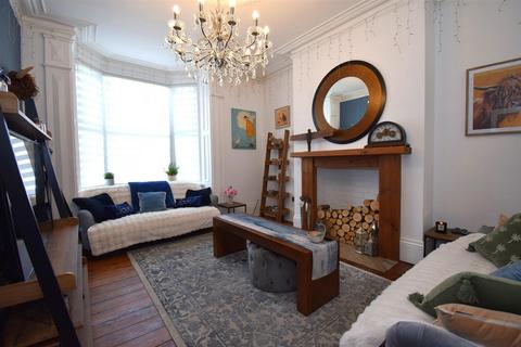 3 bedroom terraced house for sale, Stanhope Road, South Shields