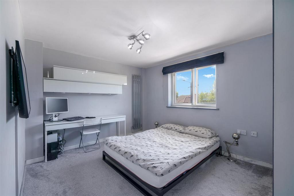 Bedroom Aspect 1