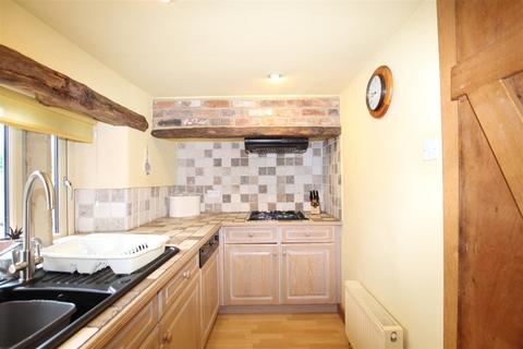 1 bedroom cottage to rent, Cliffe Lane, Gomersal, Cleckheaton
