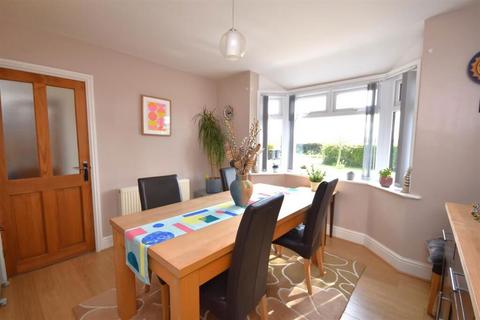 Ennisdown The Runnell, Neston, CH64 3TG