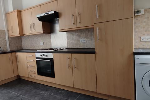 3 bedroom end of terrace house for sale, Gordon Street, Oldham OL4