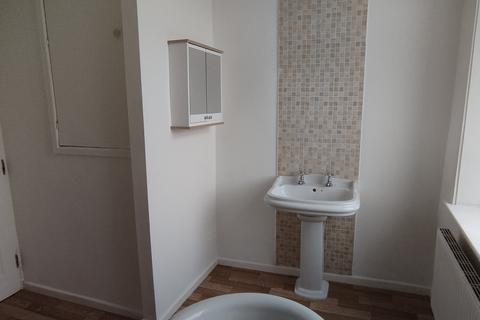 2 Gordon Street, Lees, Oldham, OL4 5BX