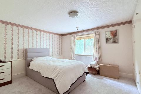 undefined, Wood End, Halsnead Park, Whiston