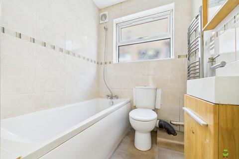 70 Holly Hill Road, Erith, DA8 1QD