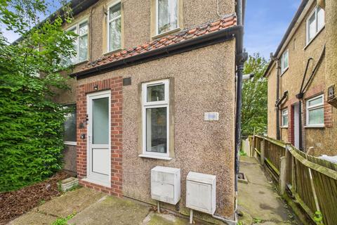 70 Holly Hill Road, Erith, DA8 1QD