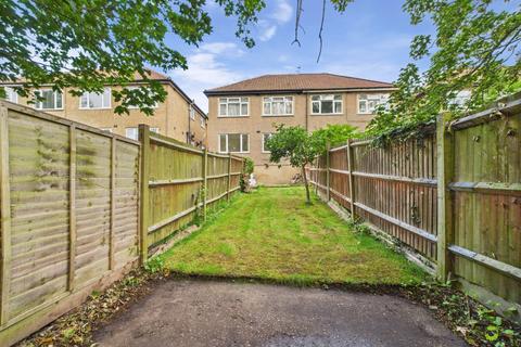 70 Holly Hill Road, Erith, DA8 1QD