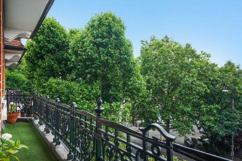 3 bedroom flat for sale, Ashburnham Road, Chelsea, SW10