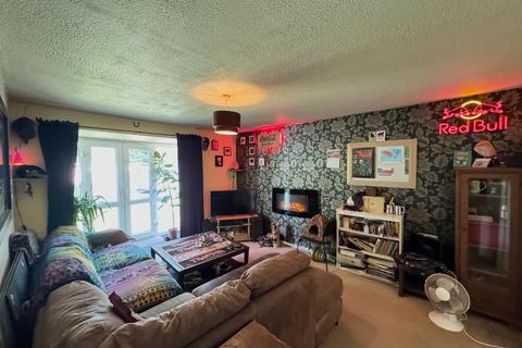 1 bedroom ground floor flat for sale, Regent Court, Withington Road, Whalley Range