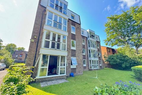 1 bedroom ground floor flat for sale, Regent Court, Withington Road, Whalley Range