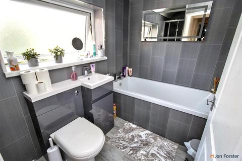 3 bedroom semi-detached house for sale, Fulbrook Road, Kenton