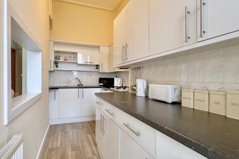 4 bedroom flat to rent, Ferry Road, Ferry Road, Edinburgh, EH6
