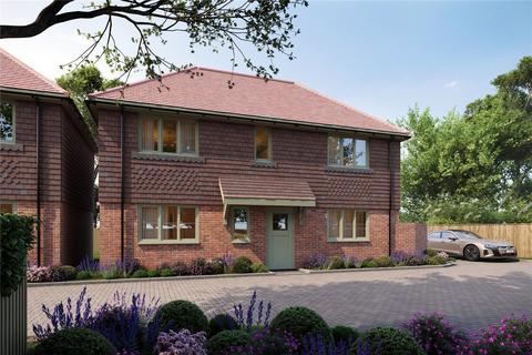 3 bedroom detached house for sale, New Road, Chilworth, Guildford, Surrey, GU4