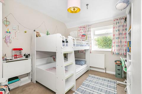 3 bedroom terraced house for sale, Warburton Road, Twickenham TW2