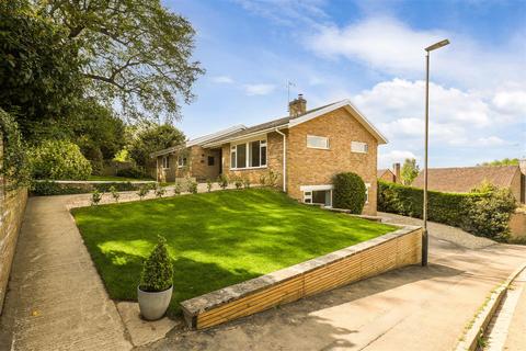3 bedroom detached house for sale, Selwyn Close, Ryeford