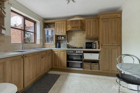4 bedroom detached house for sale, Barn Owl Close, Torquay, TQ2