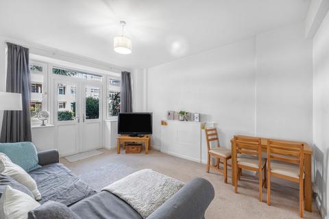 1 bedroom flat for sale, Ormonde Court, 364 Upper Richmond Road, London