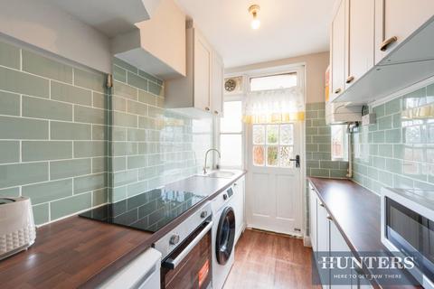 8 Elmdene, Surbiton, KT5 9PW