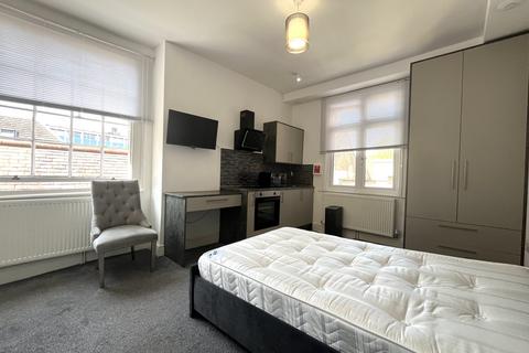 undefined, Priestgate, PETERBOROUGH PE1