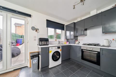 60 Gleddoch Road, Glasgow, G52 4BD