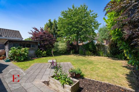 6 Archer Road, Kenilworth, CV8 1DJ