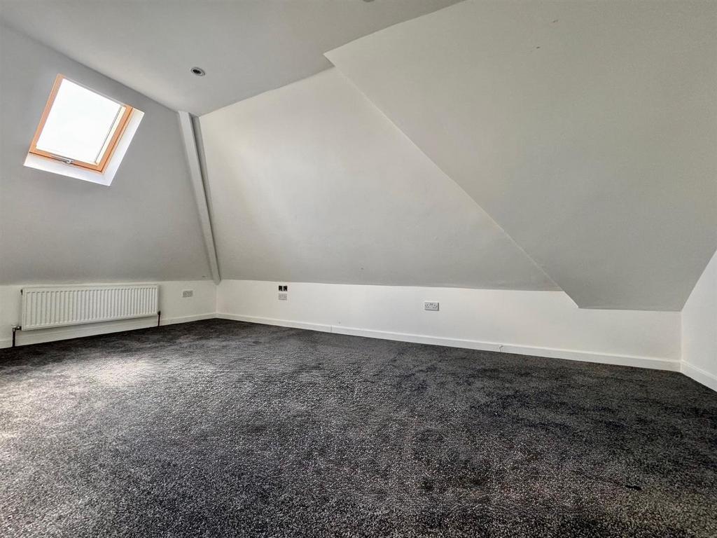 Bedroom 2.jpg