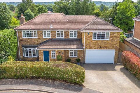 8 Moyleen Rise, Marlow, SL7 2DP